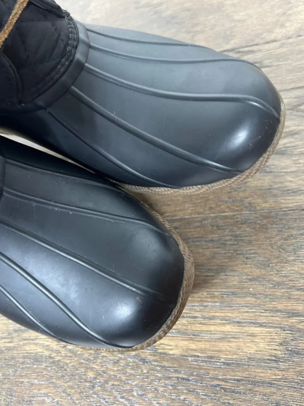 SPERRY Saltwater Quilt Nylon Duck Boot Black Sz 10 STS94063 EUC
